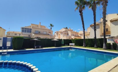 Reventa - Town House -
Playa Flamenca - Costa Blanca