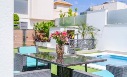 Herverkoop - Villa -
Torrevieja - Costa Blanca