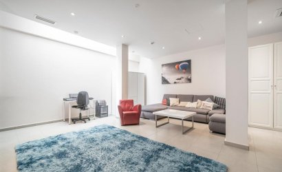 Herverkoop - Villa -
Torrevieja - Costa Blanca