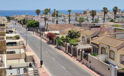 Reventa - Villa -
Torrevieja - Costa Blanca