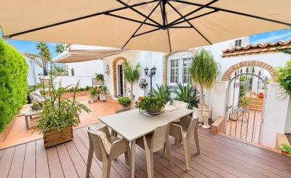 Revente - Villa -
Orihuela Costa - Costa Blanca