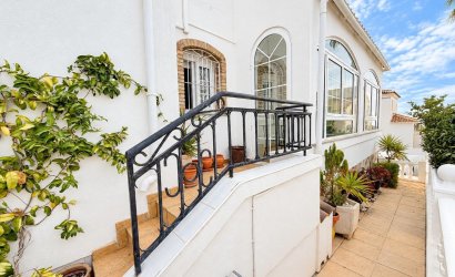 Revente - Villa -
Orihuela Costa - Costa Blanca
