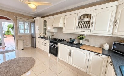 Revente - Villa -
Orihuela Costa - Costa Blanca