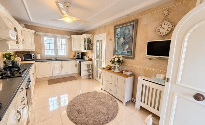 Revente - Villa -
Orihuela Costa - Costa Blanca