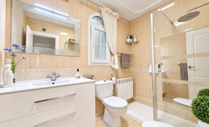 Revente - Villa -
Orihuela Costa - Costa Blanca