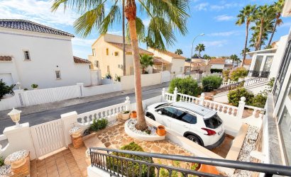 Revente - Villa -
Orihuela Costa - Costa Blanca