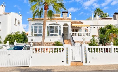 Revente - Villa -
Orihuela Costa - Costa Blanca