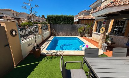 Reventa - Villa -
El Raso - Costa Blanca