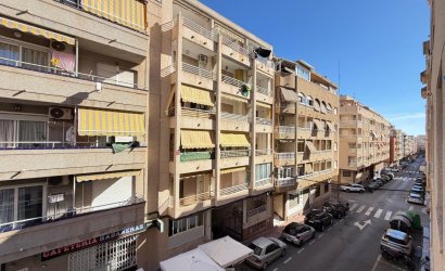 Herverkoop - Apartment -
Torrevieja - Playa del Cura