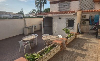 Herverkoop - Villa -
Orihuela Costa - Campoamor