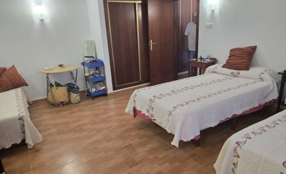 Herverkoop - Villa -
Orihuela Costa - Campoamor