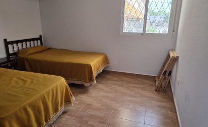 Herverkoop - Villa -
Orihuela Costa - Campoamor