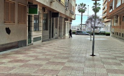 Herverkoop - Apartment -
Torrevieja - Acequion