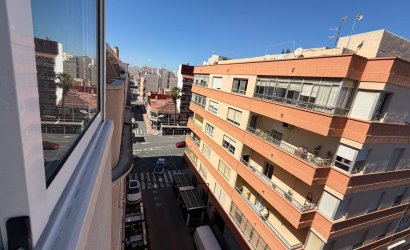 Revente - Apartment -
Torrevieja - Playa del Cura