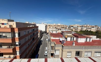Revente - Apartment -
Torrevieja - Playa del Cura