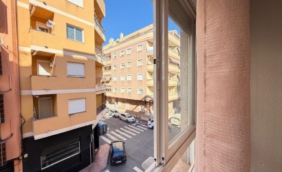 Herverkoop - Apartment -
Torrevieja - Playa del Cura