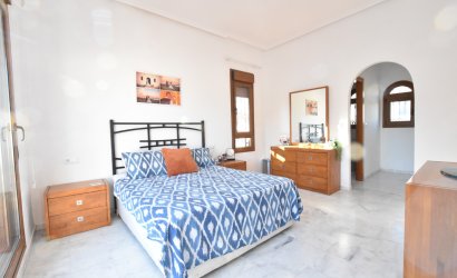 Herverkoop - Villa -
Algorfa - Inland