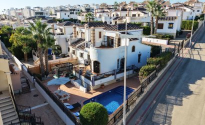 Herverkoop - Villa -
Algorfa - Inland