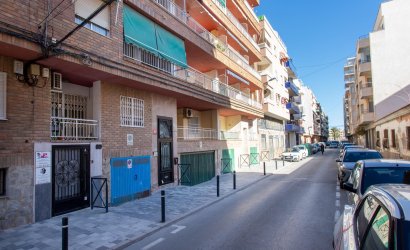 Herverkoop - Penthouse -
Torrevieja - Playa del Cura