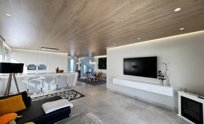 Herverkoop - Villa -
Orihuela Costa - Campoamor