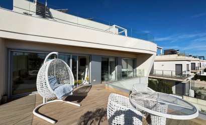 Herverkoop - Villa -
Orihuela Costa - Campoamor