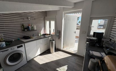 Reventa - Villa -
Villamartin - Costa Blanca