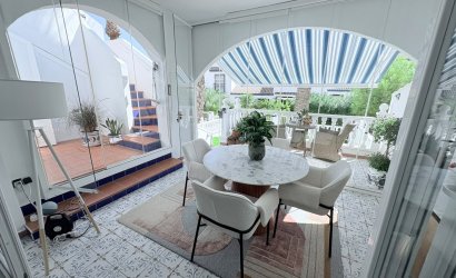 Reventa - Villa -
Villamartin - Costa Blanca
