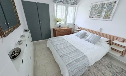 Reventa - Villa -
Villamartin - Costa Blanca