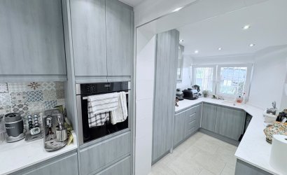 Reventa - Villa -
Villamartin - Costa Blanca