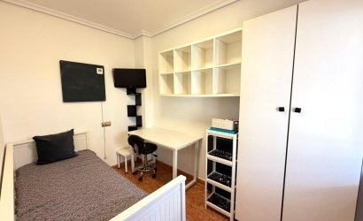 Herverkoop - Bungalow -
Torrevieja - La Mata