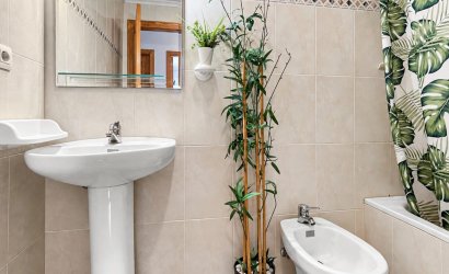 Resale - Apartment -
Mil Palmeras - Costa Blanca