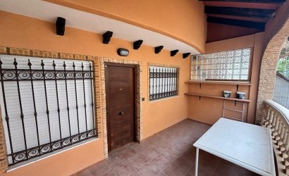 Herverkoop - Town House -
Guardamar del Segura - Costa Blanca