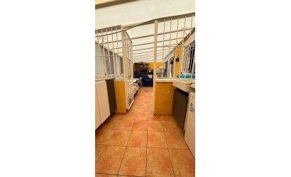 Herverkoop - Bungalow -
Torrevieja - La Mata