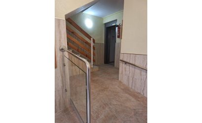 Herverkoop - duplex -
Torrevieja - Habaneras