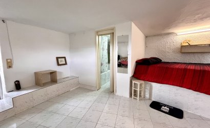 Herverkoop - Villa -
Pinar de Campoverde - Inland