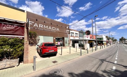 Herverkoop - Villa -
Pinar de Campoverde - Inland