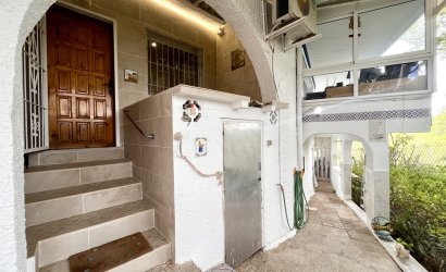 Herverkoop - Villa -
Pinar de Campoverde - Inland