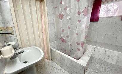 Herverkoop - Villa -
Pinar de Campoverde - Inland
