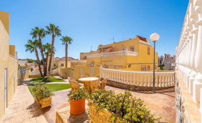 Revente - Town House -
Villamartin - Costa Blanca