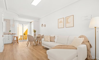 Revente - Town House -
Villamartin - Costa Blanca