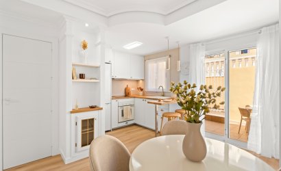Revente - Town House -
Villamartin - Costa Blanca