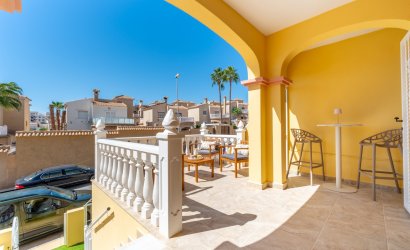 Revente - Town House -
Villamartin - Costa Blanca