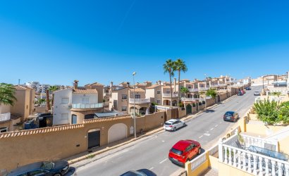 Revente - Town House -
Villamartin - Costa Blanca