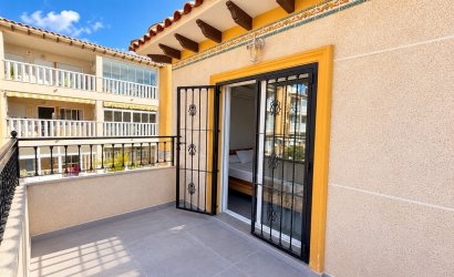 Herverkoop - Town House -
La Zenia - Costa Blanca