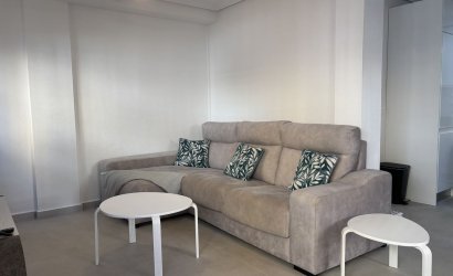 Herverkoop - Town House -
La Zenia - Costa Blanca