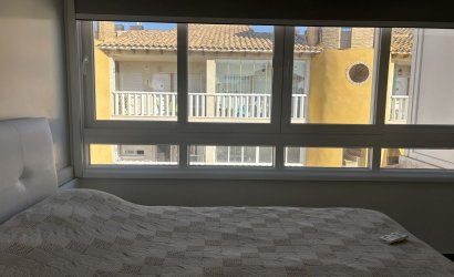 Herverkoop - Town House -
La Zenia - Costa Blanca