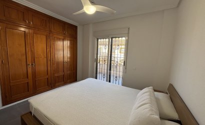 Herverkoop - Town House -
La Zenia - Costa Blanca