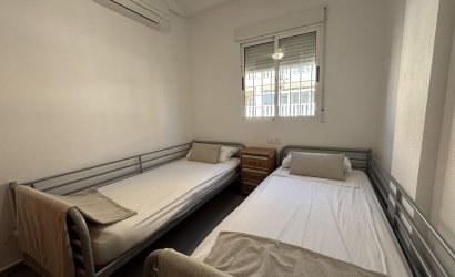 Herverkoop - Town House -
La Zenia - Costa Blanca