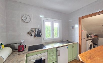 Revente - Townhouse * -
Villamartin * - Los Dolses *