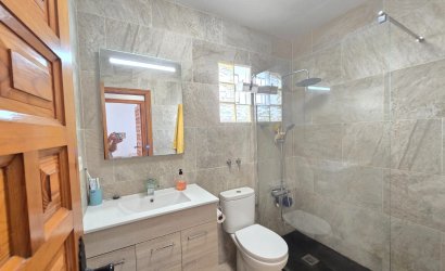 Revente - Townhouse * -
Villamartin * - Los Dolses *
